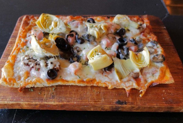 thin crust pizza chicago